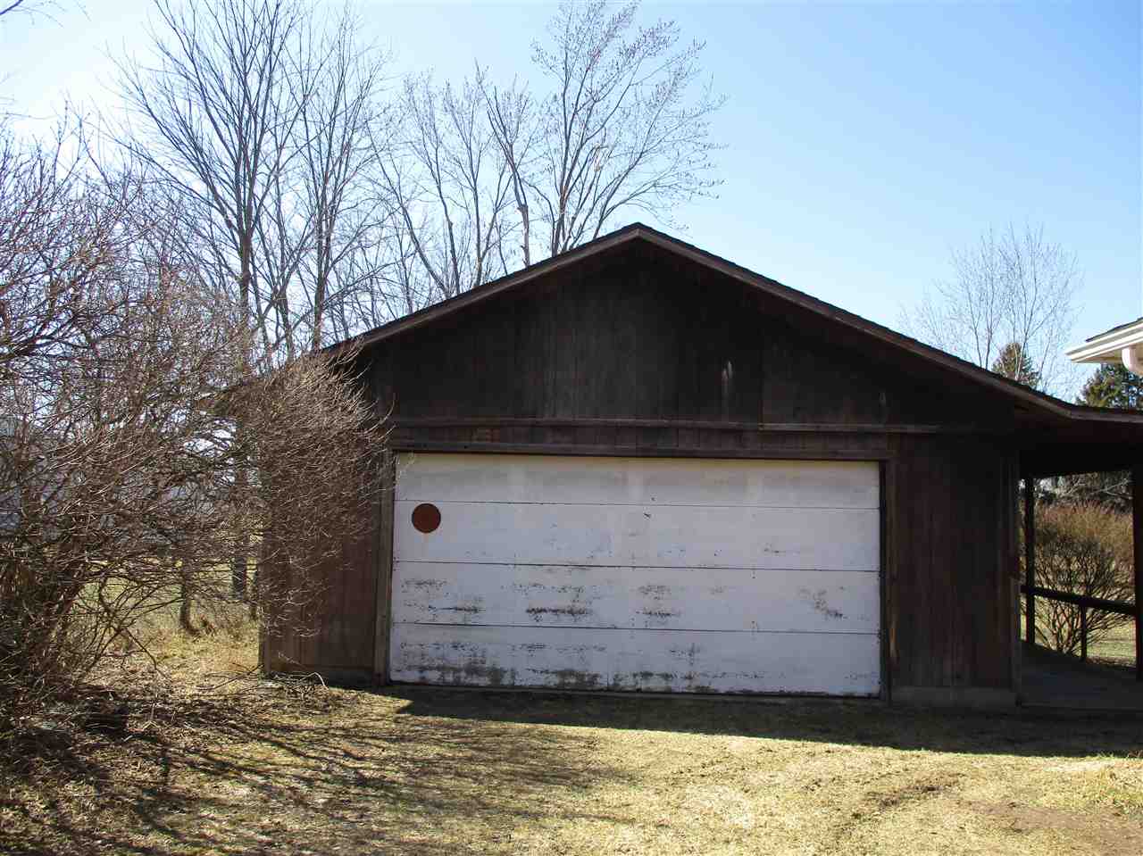 2364 Yerian Road Lennon, MI 48449 - Photo 10 of 35 50068463-9.JPG
