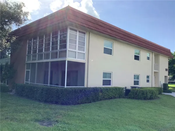 a front view of house with yard