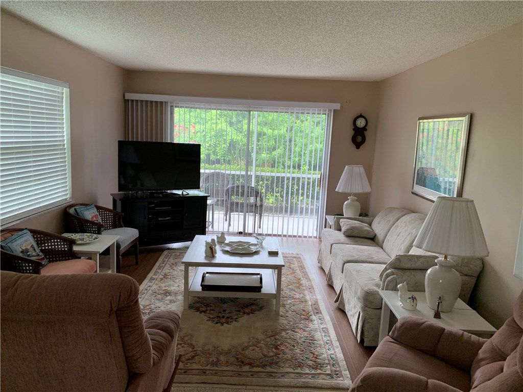 109 Spring Lake Court, Unit 107 Vero Beach, FL 32962 - Photo 5 of 28