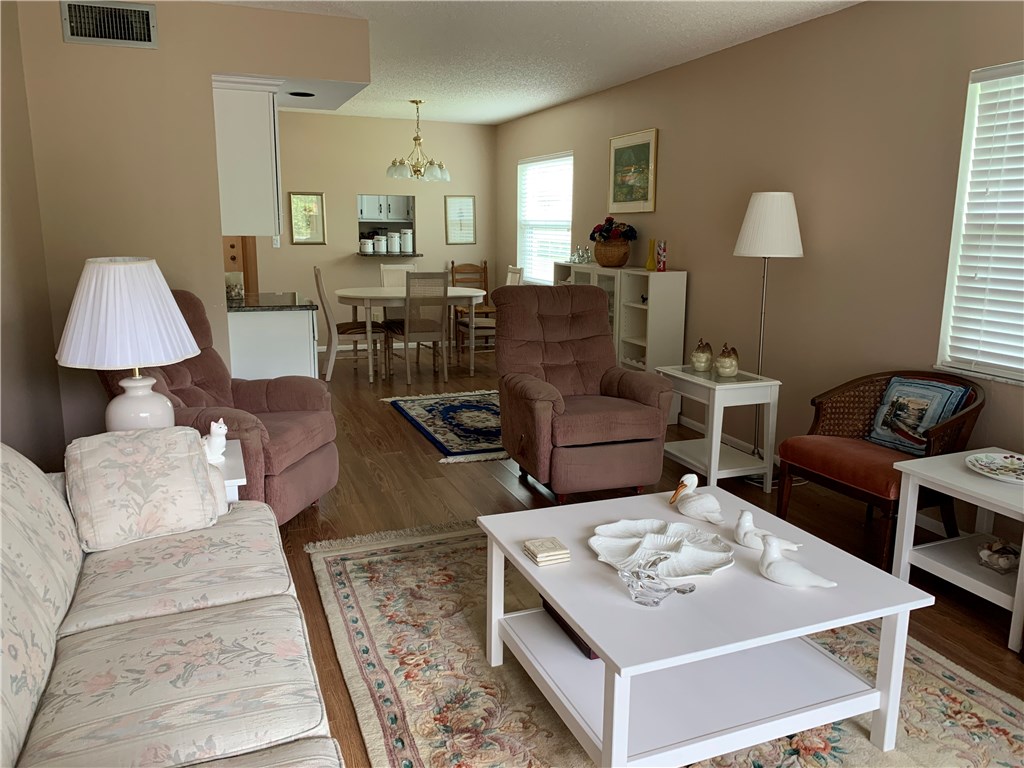 109 Spring Lake Court, Unit 107 Vero Beach, FL 32962 - Photo 10 of 28