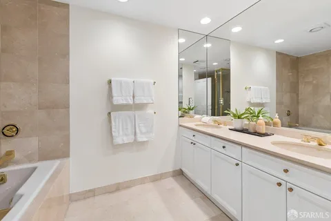 $1,470,000 | 1340 Clay Street, Unit 404, San Francisco, CA 94109
