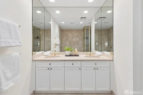 $1,470,000 | 1340 Clay Street, Unit 404, San Francisco, CA 94109