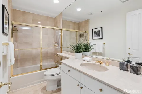 $1,470,000 | 1340 Clay Street, Unit 404, San Francisco, CA 94109