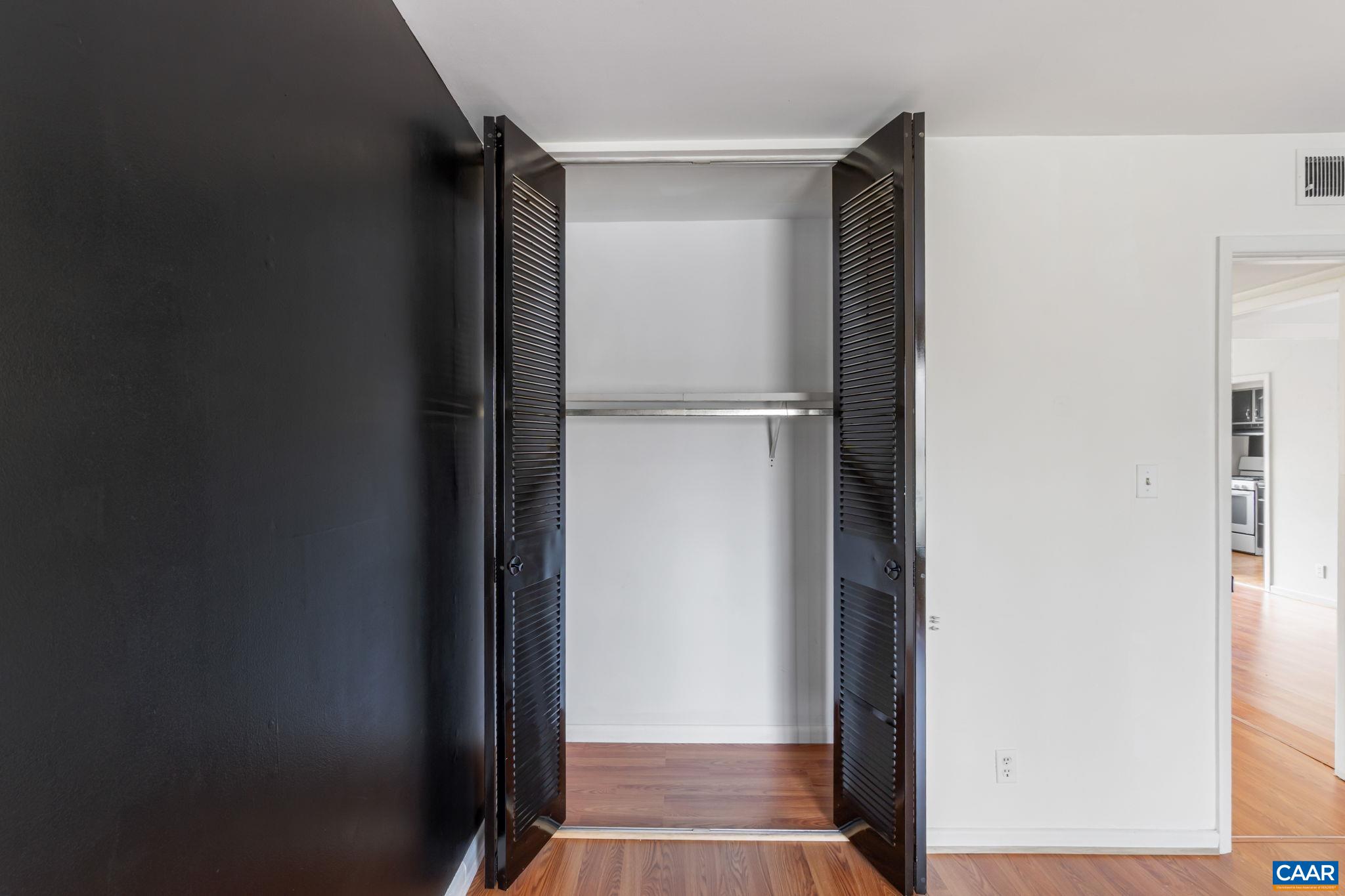 2527 Hydraulic Road, Unit 38 Charlottesville, VA 22901 - Photo 17 of 27