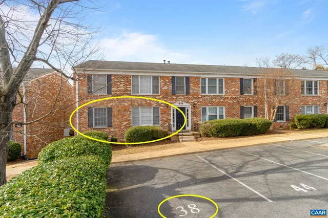 $209,000 | 2527 Hydraulic Road, Unit 38, Charlottesville, VA 22901