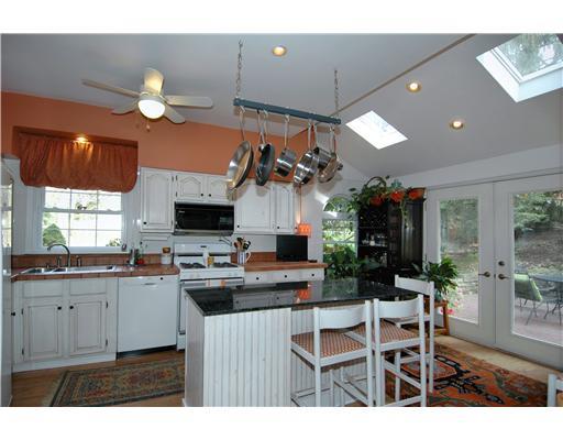 100 Oakhurst Road Pittsburgh, PA 15215 - Photo 6 of 17 Kitchen.