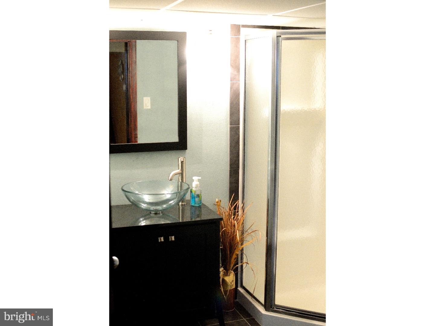 1030 Surrey Road Philadelphia, PA 19115 - Photo 21 of 24 Bathroom