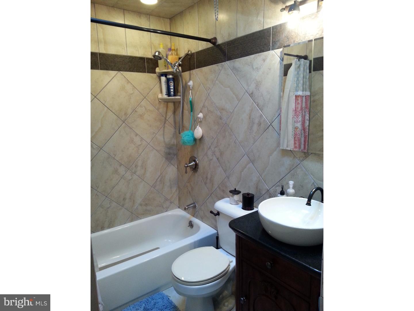 1030 Surrey Road Philadelphia, PA 19115 - Photo 22 of 24 Bathroom