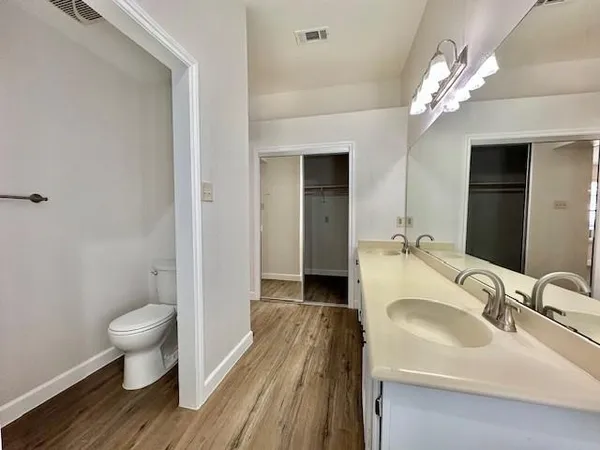 $2,500 | 2122 Citation Drive, Arlington, TX 76017