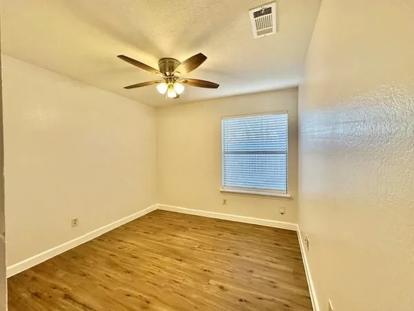 $2,500 | 2122 Citation Drive, Arlington, TX 76017