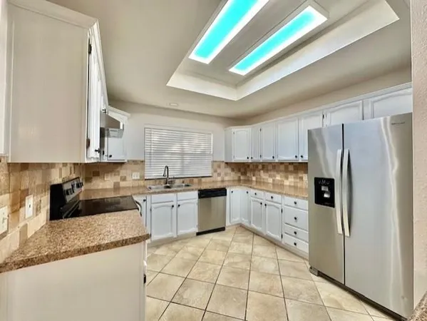 $2,500 | 2122 Citation Drive, Arlington, TX 76017