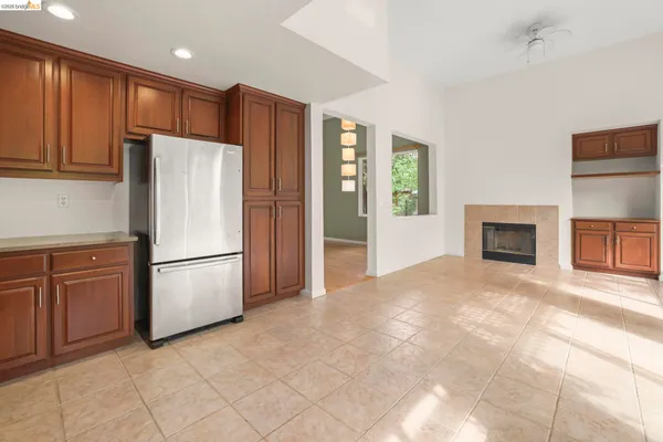 $900,000 | 1129 Brittany Hills Court, Martinez, CA 94553