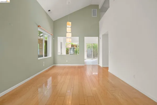 $900,000 | 1129 Brittany Hills Court, Martinez, CA 94553