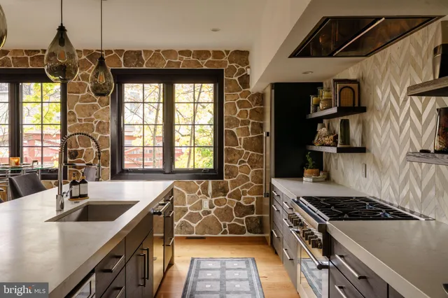 $3,999,999 | 27 West Mechanic Street, New Hope, PA 18938