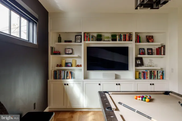 $3,999,999 | 27 West Mechanic Street, New Hope, PA 18938