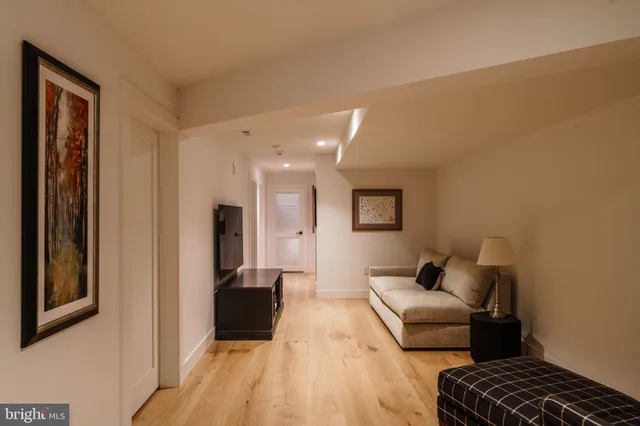 $3,999,999 | 27 West Mechanic Street, New Hope, PA 18938