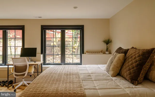 $3,999,999 | 27 West Mechanic Street, New Hope, PA 18938