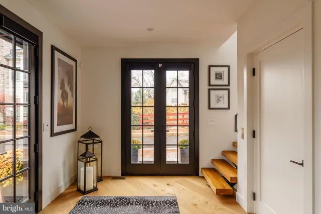 $3,999,999 | 27 West Mechanic Street, New Hope, PA 18938