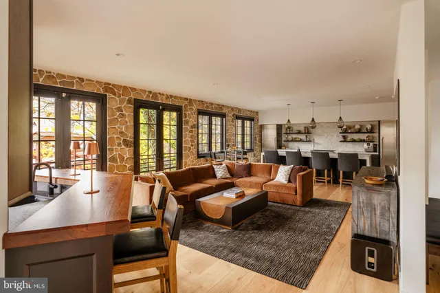 $3,999,999 | 27 West Mechanic Street, New Hope, PA 18938