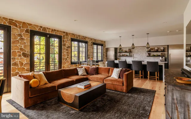 $3,999,999 | 27 West Mechanic Street, New Hope, PA 18938