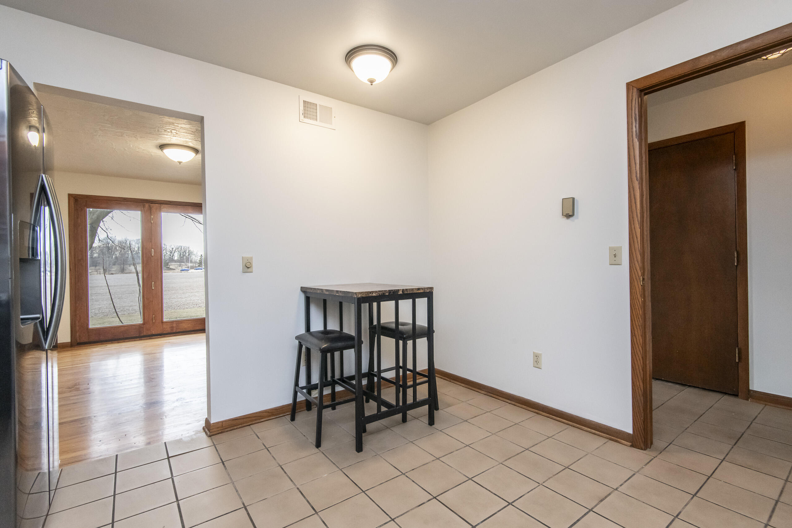 3 Linden Circle Jefferson, WI 53549 - Photo 11 of 28 3 Linden Cir-15