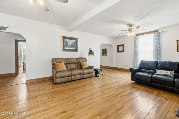 $279,900 | 207 Oak Avenue, Hamlet, NC 28345