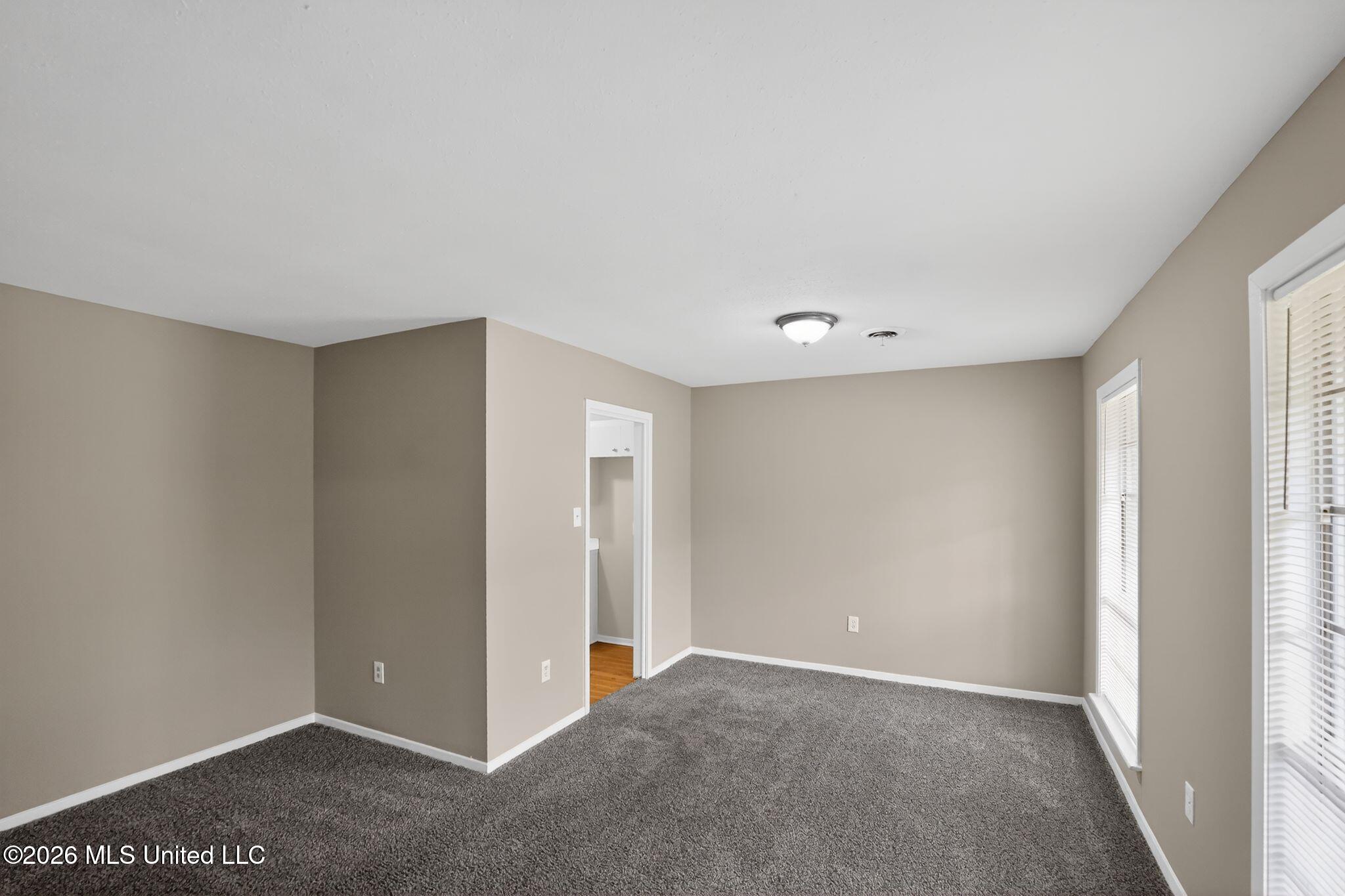 1027 Autumn Street Jackson, MS 39212 - Photo 28 of 40 28_1027_Autumn_St_Jackson_MS_39212-Bedro