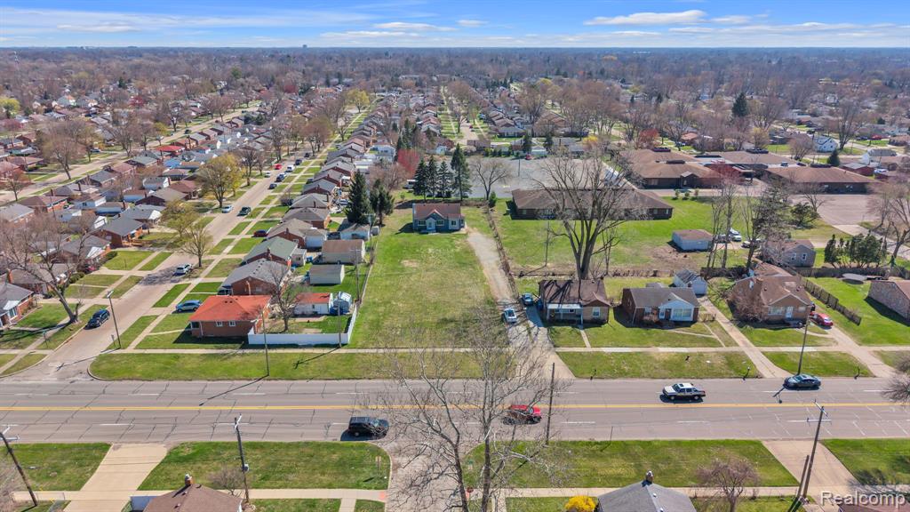 24901 Joy Road Dearborn Heights, MI 48127 - Photo 32 of 44