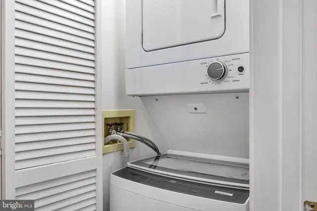 $2,500 | 1001 North Randolph Street, Unit 212, Arlington, VA 22201