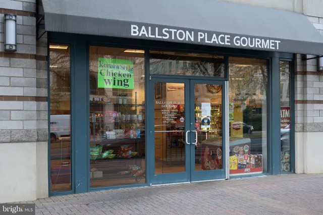 $2,500 | 1001 North Randolph Street, Unit 212, Arlington, VA 22201