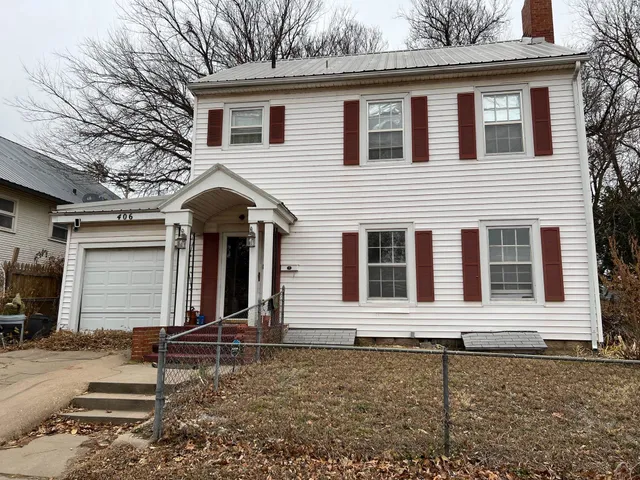 $79,900 | 406 South 3rd Street, Arkansas City, KS 67005
