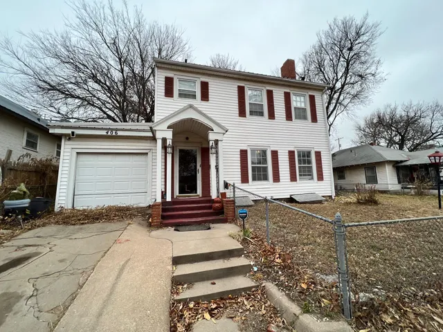 $79,900 | 406 South 3rd Street, Arkansas City, KS 67005