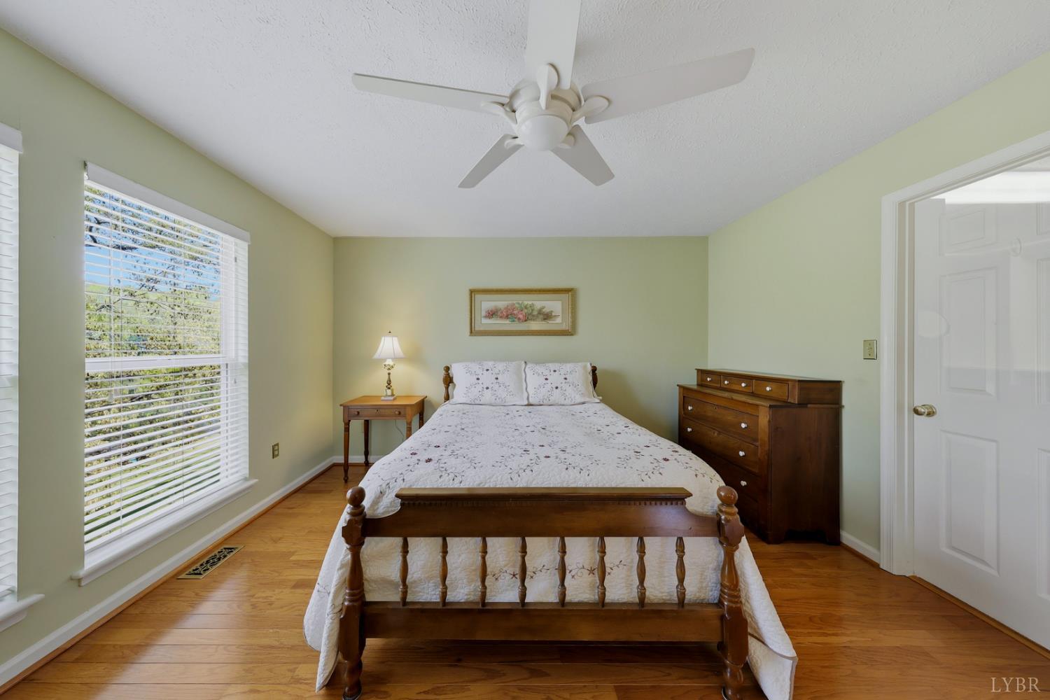 472 Oak Point Road Forest, VA 24551 - Photo 6 of 64