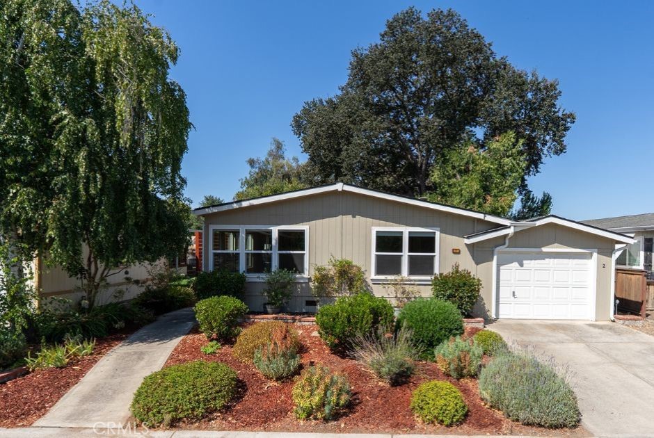 1220 Bennett Way, Unit 2 Templeton, CA 93465 - Photo 3 of 43 Low maintenance landscaping