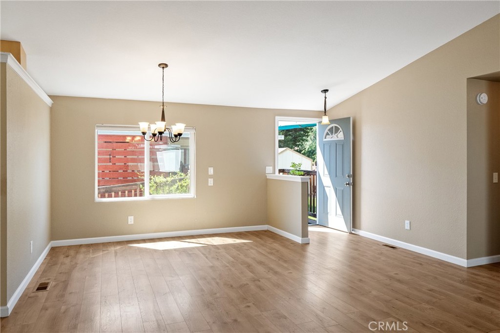 1220 Bennett Way, Unit 2 Templeton, CA 93465 - Photo 7 of 43 Designer tones and features