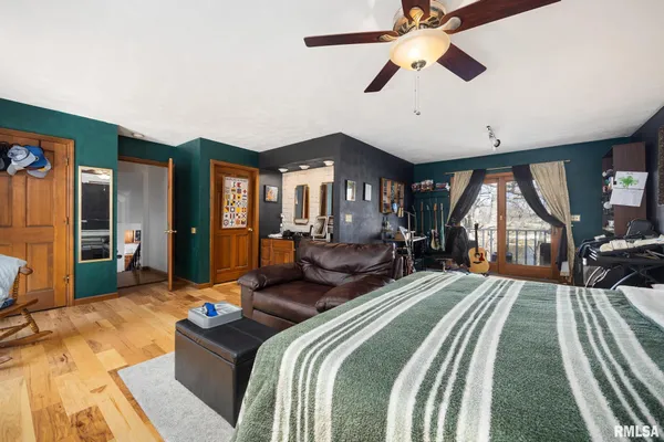 $269,990 | 4304 South Arn Court, Mapleton, IL 61547