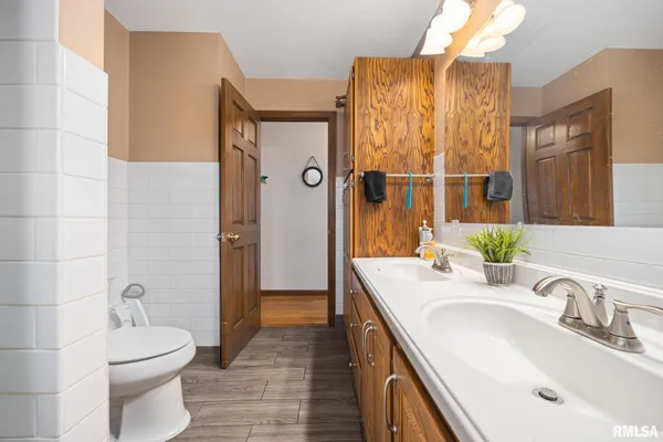 $269,990 | 4304 South Arn Court, Mapleton, IL 61547