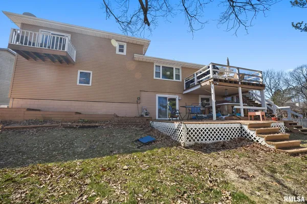 $269,990 | 4304 South Arn Court, Mapleton, IL 61547