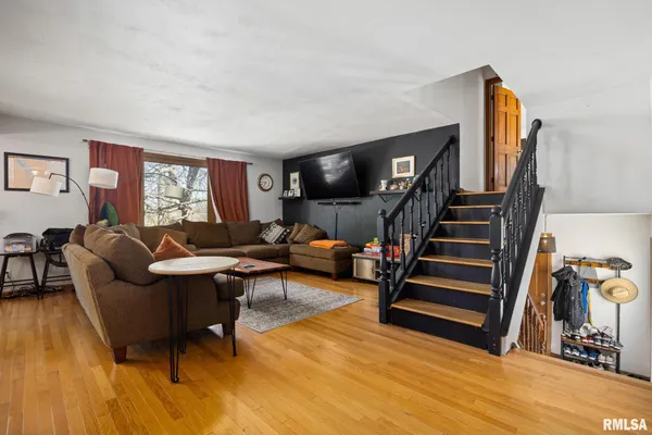 $269,990 | 4304 South Arn Court, Mapleton, IL 61547