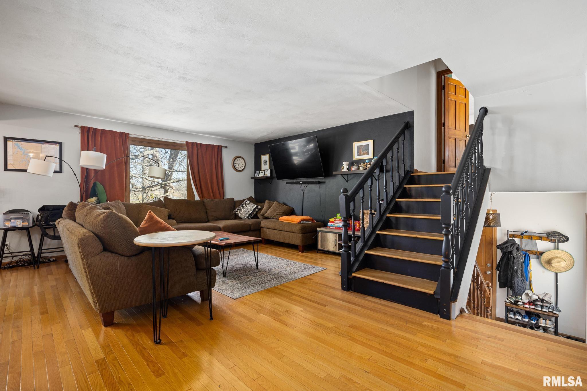 4304 South Arn Court Mapleton, IL 61547 - Photo 7 of 40