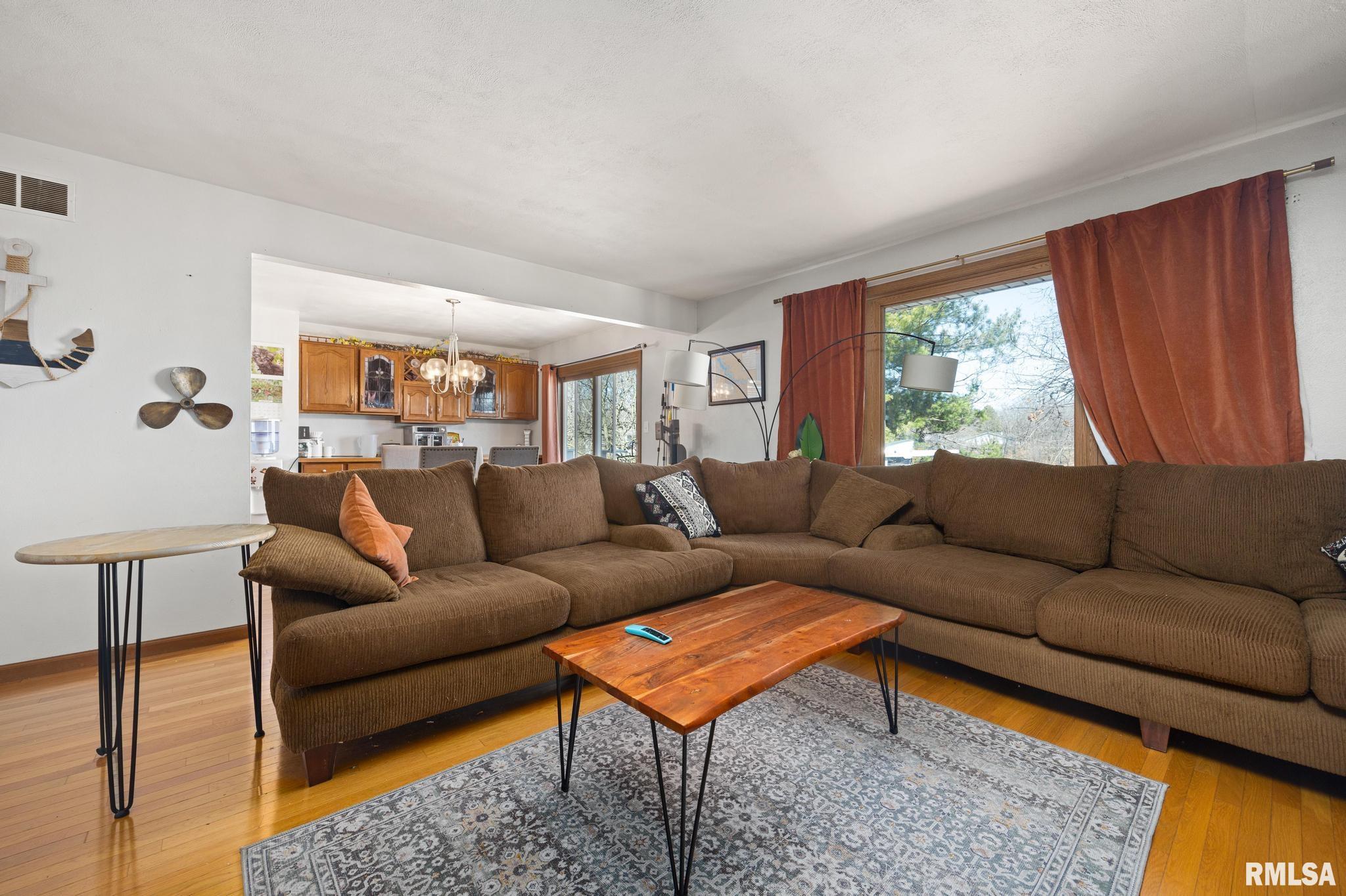 4304 South Arn Court Mapleton, IL 61547 - Photo 9 of 40