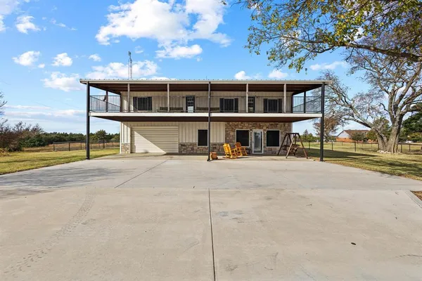 $375,000 | 4211 Farm To Market Road 897, Dodd City, TX 75438