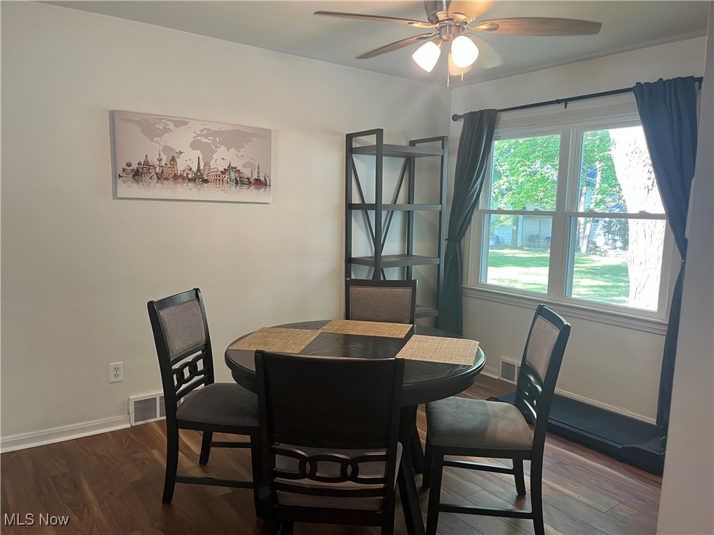 888 Richmond Road Lyndhurst, OH 44124 - Photo 7 of 26 Dining Room looks out of backyard.