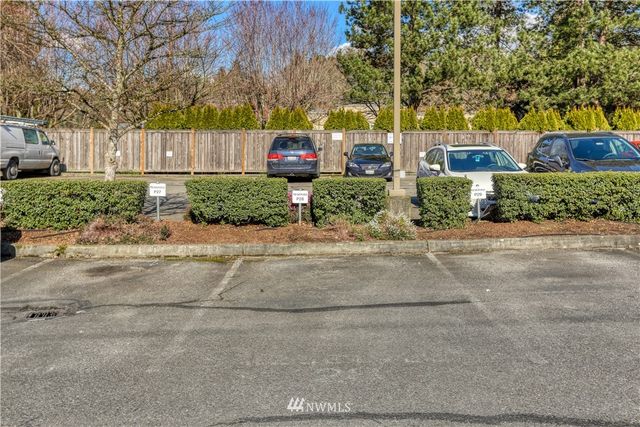 $435,000 | 5021 Ripley Lane North, Unit 102, Renton, WA 98056