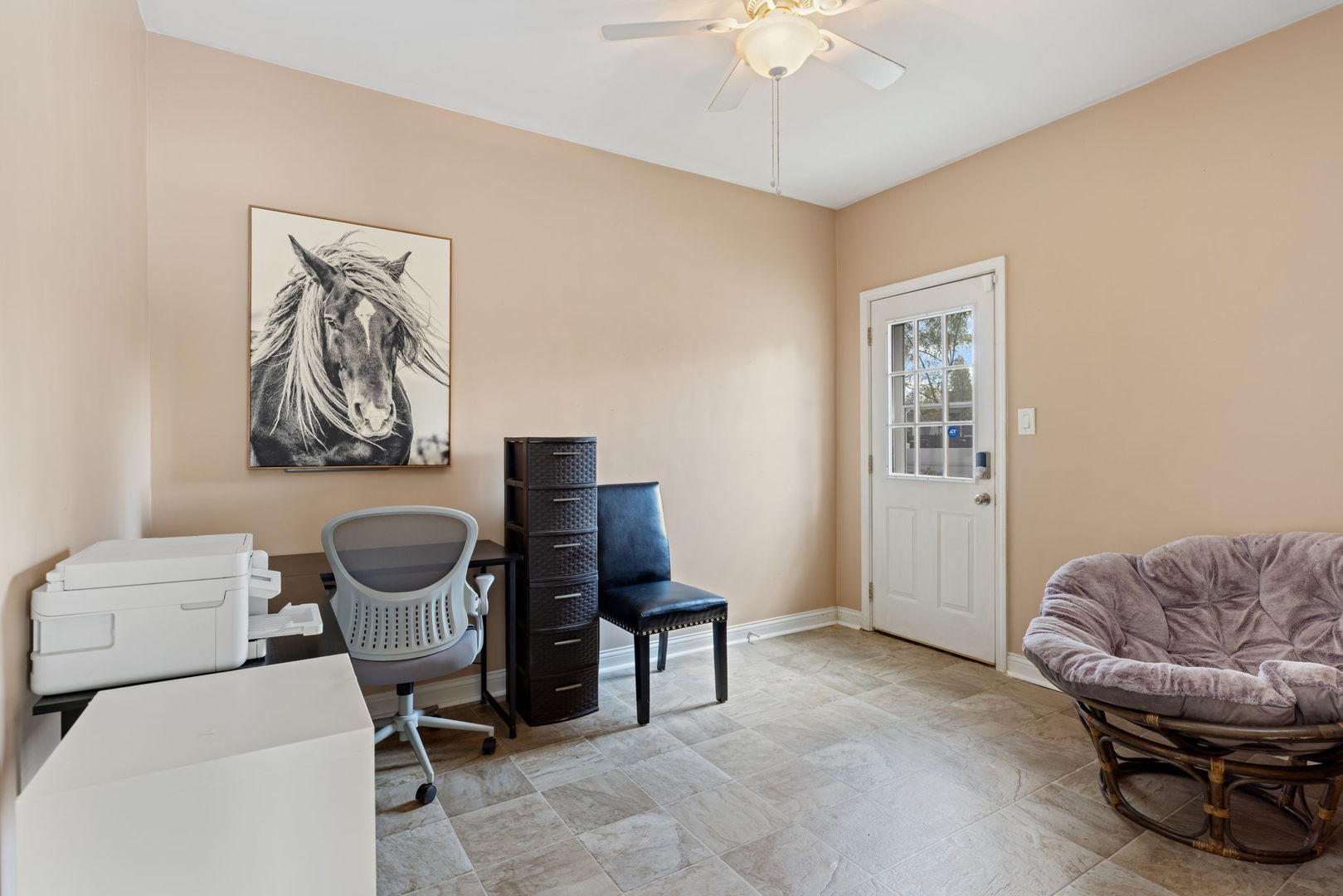 575 Aztec Drive Carol Stream, IL 60188 - Photo 16 of 20 a living room with furniture and a chair