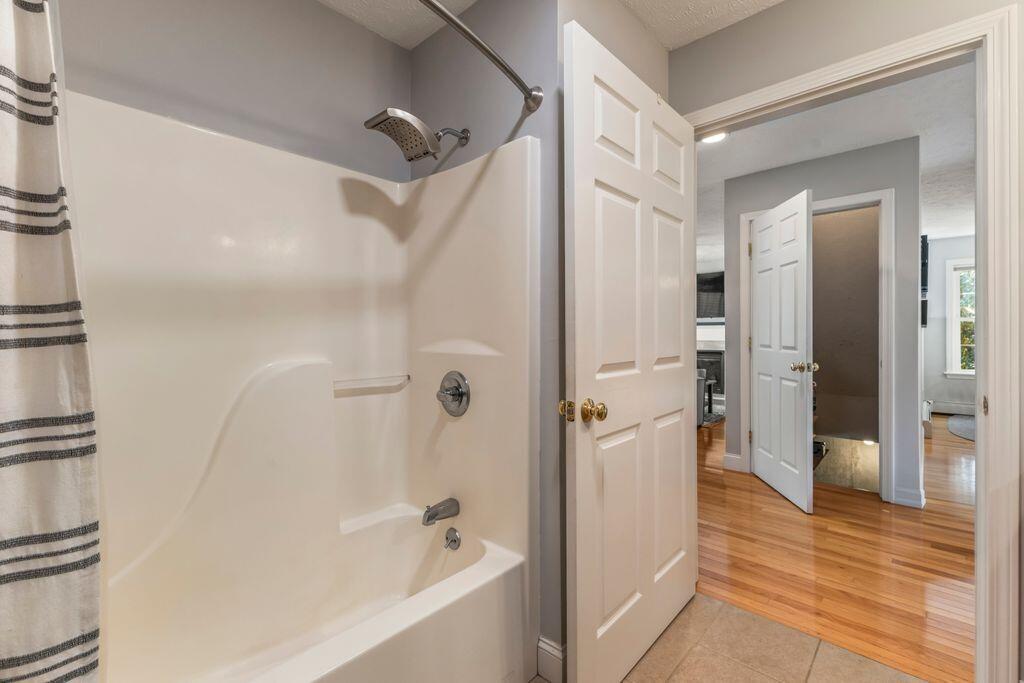 50 Winslow Road, Unit B Gorham, ME 04038 - Photo 24 of 41 First Floor Bathroom