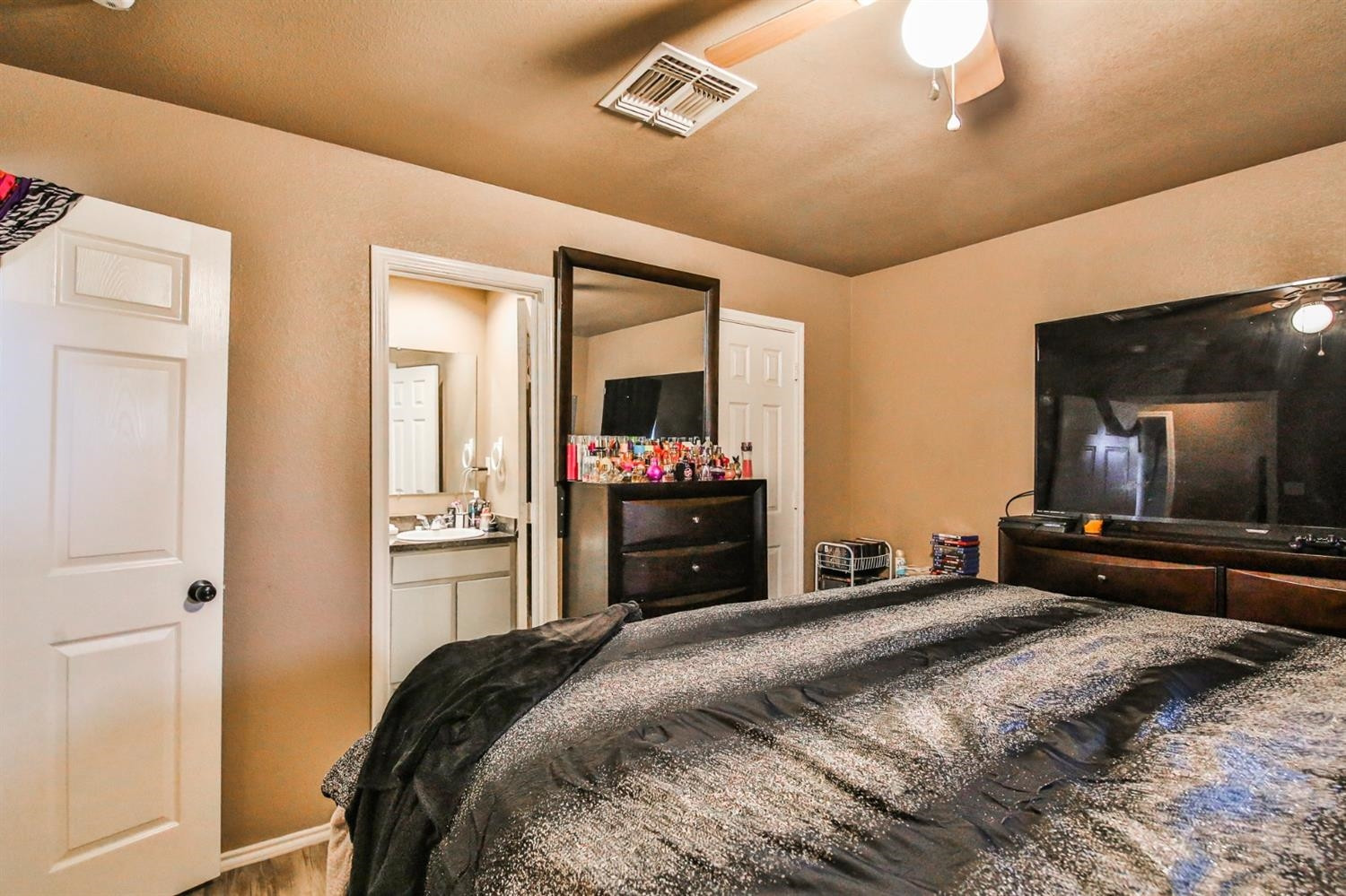 2205 Cedar Avenue Lubbock, TX 79404 - Photo 9 of 18 Photo 9
