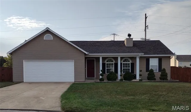 $334,500 | 1467 Cochise Drive, O'Fallon, MO 63366