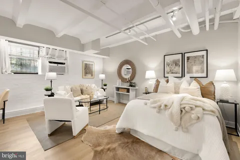 $200,000 | 1514 17th Street Northwest, Unit B4, Washington, DC 20036