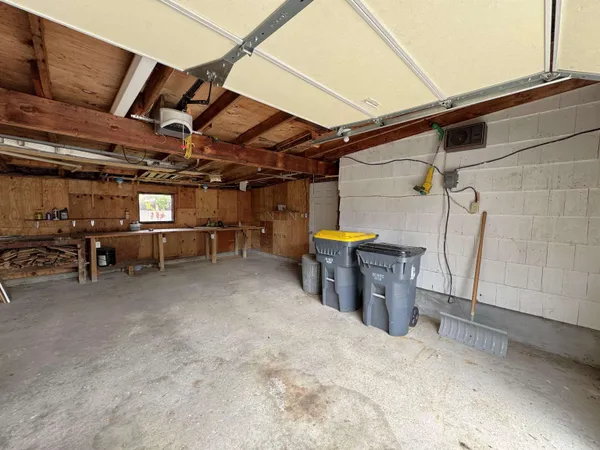 $159,900 | 2411 11th Street, Monroe, WI 53566